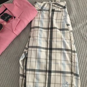 Rusty Plaid Walking Shorts Size 30.